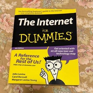 The Internet For Dummies - Yellow & Black Beginner's Guide